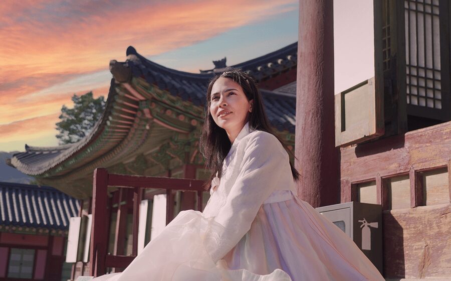 Seoul : Your Personal Photographer in Gyeongbokung - Gyeongbokgung Palace in a tight one-hour photo session