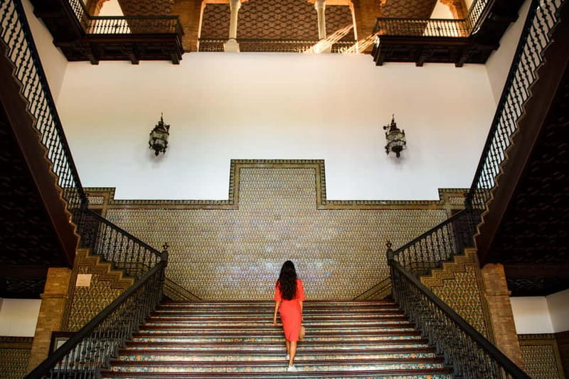 Seville: Personal Holiday Photoshoot - Price and value: $58 per group and what that means
