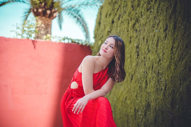 Seville Personalized and Professional Photoshoot - Price and Value for a 1-Hour Seville Session