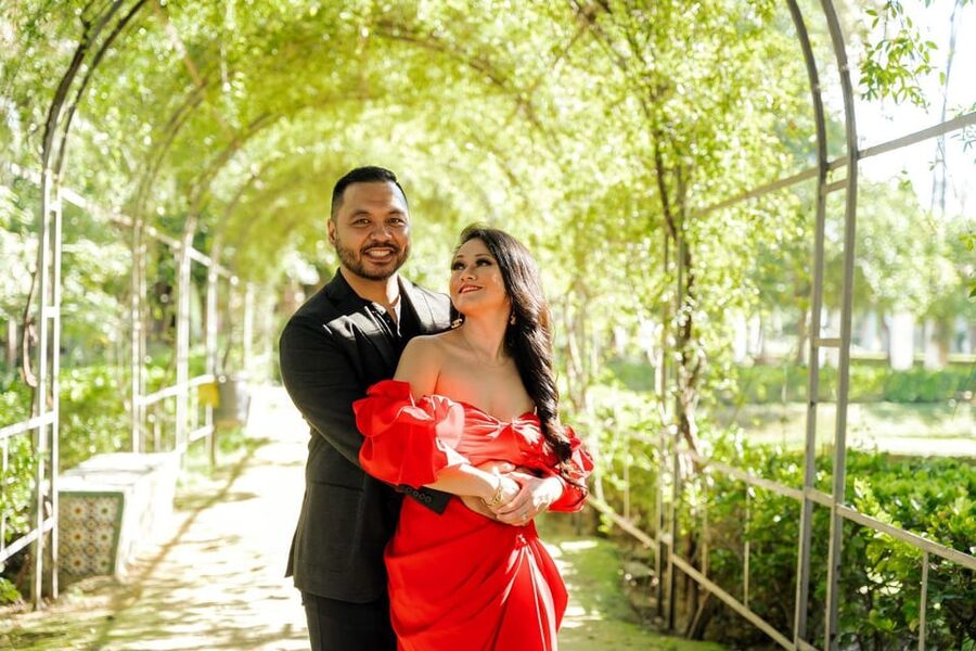 Seville: Romantic photoshoot for Couples - The Bottom Line: Should You Book This Seville Couples Shoot?