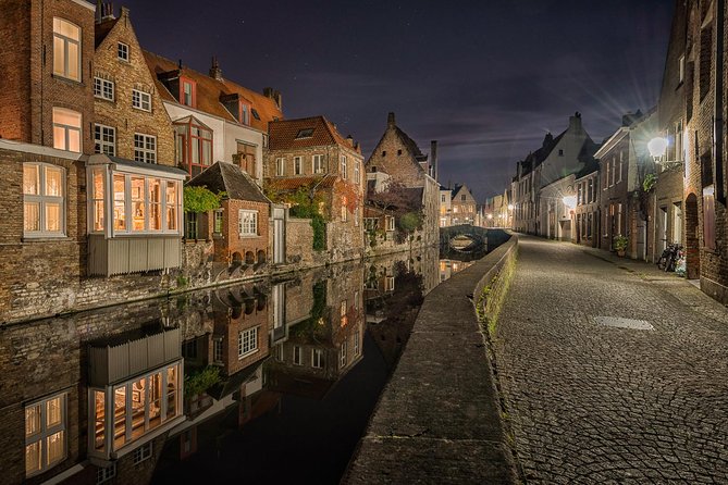 "Shades of Brugge" Photo Tour - 3hr private city tour & workshop - Why Bruges at 8:00 pm works so well for photos