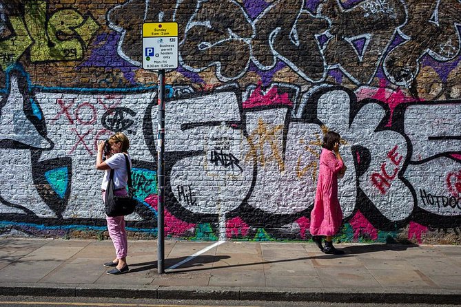 Shoreditch Street Art Private Photography Tour including Brick Lane - Your guide: fine-art teaching for Canon users and phone shooters alike