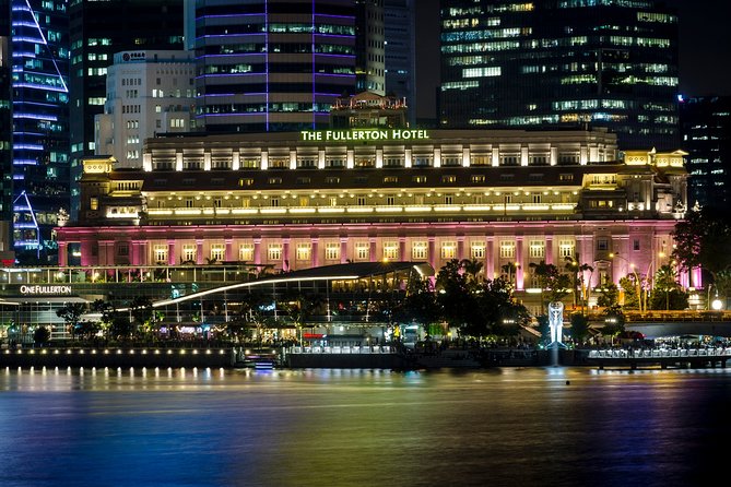 Singapore Photography Masterclass - Private Photography Lesson - Jubilee Bridge and Helix Bridge: reflections, lines, and motion