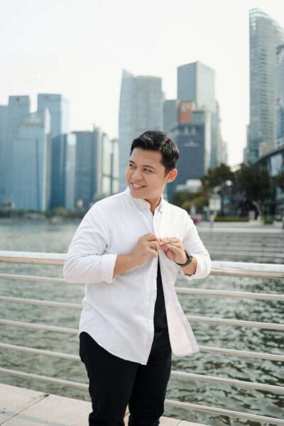 Singapore: Professional Photoshoot at Merlion Park - Where the session starts: Mini Merlion to the main photo stop