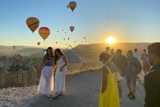 Sunrise Balloon Watching Tour with Photographer in Goreme - Göreme National Park Stop: Seeing the Take-Off Up Close