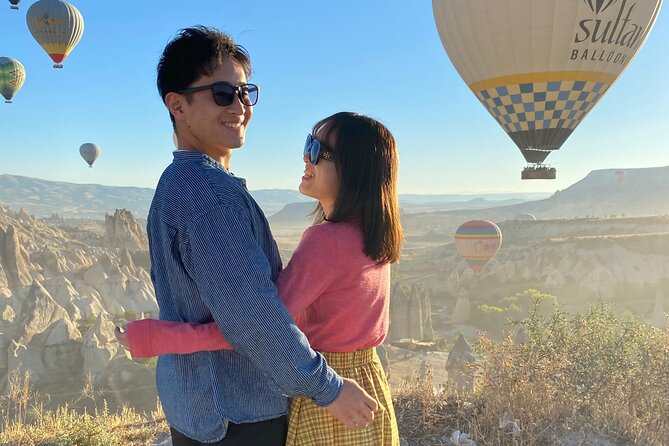 Sunrise Balloon Watching Tour with Photographer in Goreme - Snacks, Timing, and Comfort at Dawn
