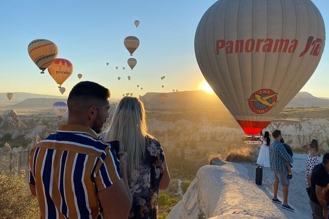 Sunrise Balloon Watching Tour with Photographer in Goreme - Group Size and Pace: Easy Logistics, Not a Long Day
