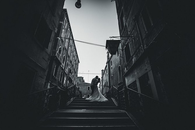 Sunrise Couple Photoshoot Tour - Tips to Get the Best Results Without Overthinking
