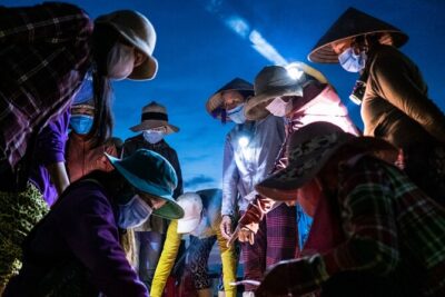 Sunrise Photography Tour in Vietnam Fishing Village - What You’ll Photograph: Market Chaos, People, and Light Changes