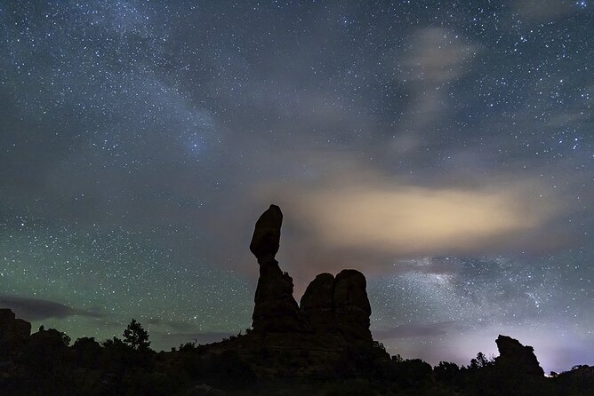 Sunset and Night Photography in Arches National Park - What’s included (and what you still need to pay)