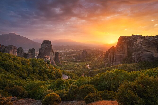 Sunset Meteora Photo Tour - Your Photo Coach: Tripod Help and Camera Settings Tips