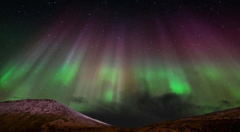 Svalbard: Northern Lights Photography Tour with local expert - Longyearbyen Pickup to the Arctic Dark: How the 4-Hour Hunt Runs