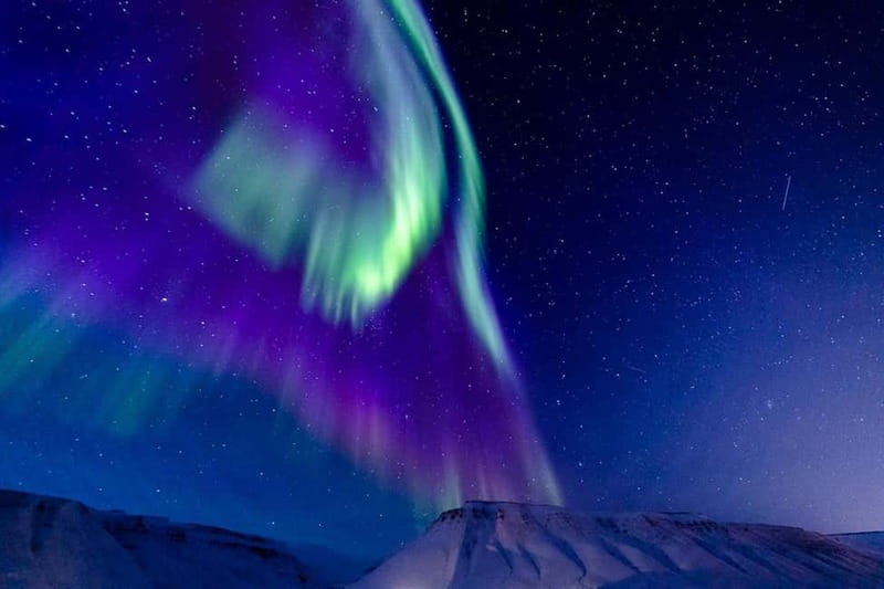 Svalbard: Northern Lights Photography Tour with local expert - Weather and the Sun: Why Aurora Photos Can Be a Bit Risky
