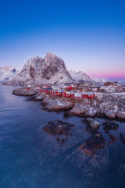Svolvær: Reine, Hamnøy, Sakrisøy Photo Tour - Flakstadøya photo stop: the quick hit that sets the tone
