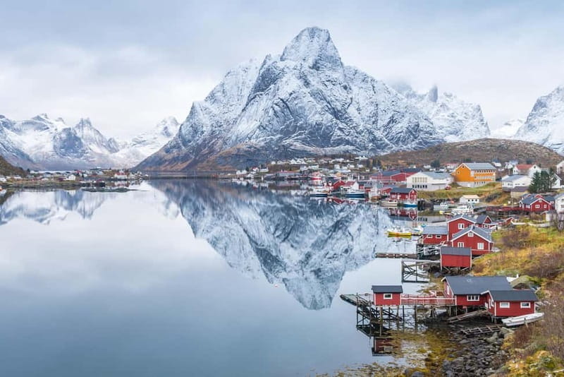 Svolvaer: South Lofoten Top Highlights Photo Tour - Comfort, group size, and why the minivan ride matters