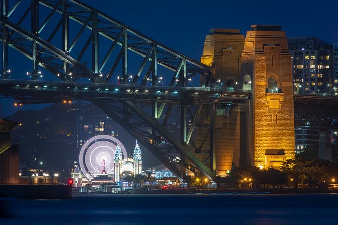 Sydney Photography Masterclass - Private Photography Lesson - Hickson Road Reserve and the Opera House: balancing brightness and reflections