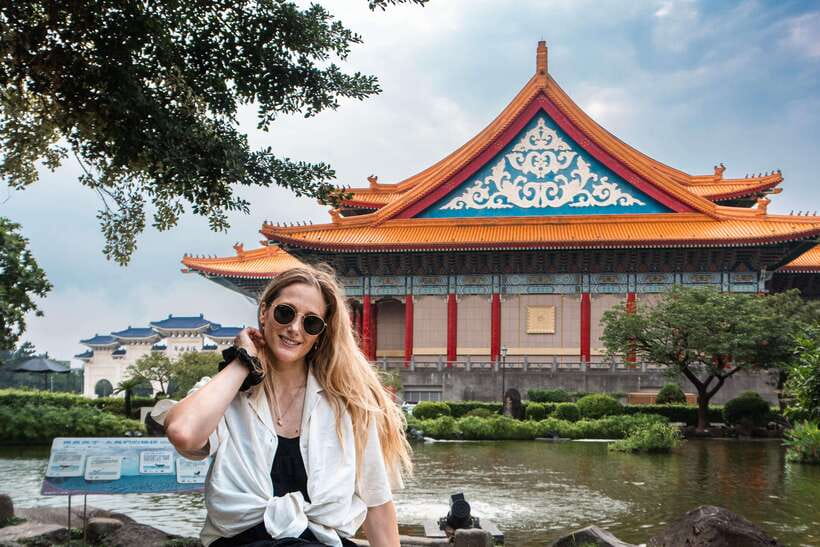 Taiwan Taipei: Private Photoshoot with Taiwan Photographer - What the session feels like day-of (without overpromising)