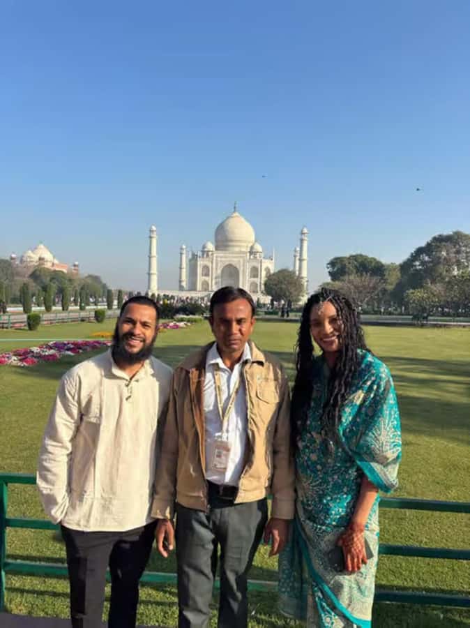 Taj Mahal Professional Photography or Guide Sunrise Tour - Should You Book This Taj Mahal Photography Sunrise Tour?