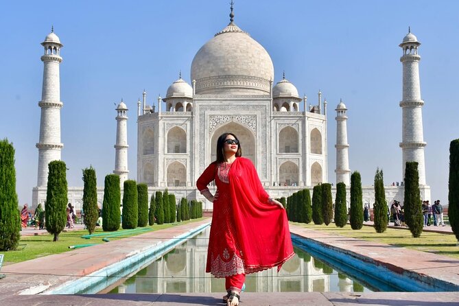 Taj Mahal Tour With Professional Photographer With Rental Saree - Where the photos and prints come in
