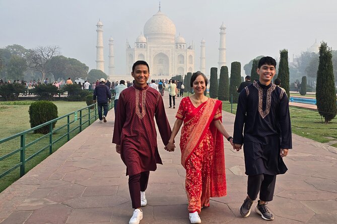 Taj Mahal Tour With Professional Photographer With Rental Saree - Who should book this Taj Mahal photo tour
