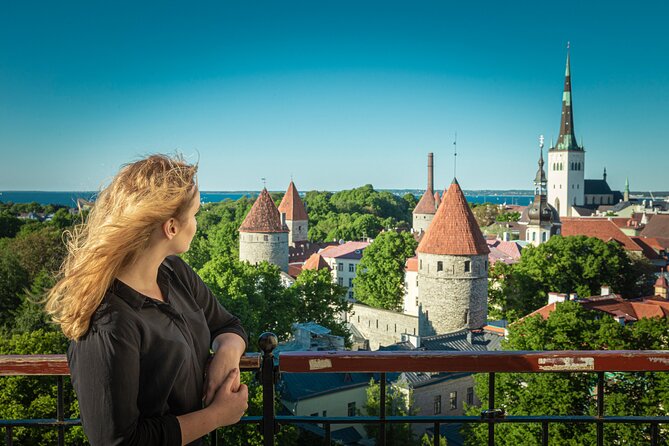 Tallinn Private Photoshoot Tour - Kohtuotsa and Patkuli viewpoints: the photos that sell the city