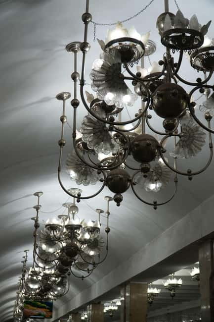 Tashkent city Night Tour with Dinner & Free Pro Photography - Kosmonavtlar Station and the metro’s cosmic side