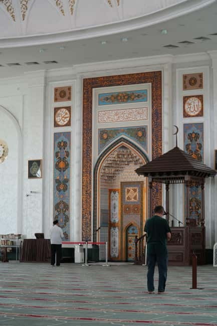 Tashkent: City Tour with Pro Photography, Lunch & Dinner - Chorsu Bazaar: Tea, Food Tasting, Sunset Time, and a Workshop Block