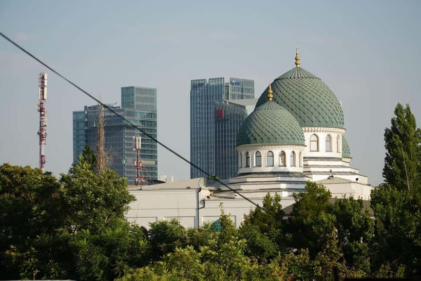 Tashkent: City Tour with Pro Photography, Lunch & Dinner - Khast Imam Complex and the Arts & Crafts Market Time
