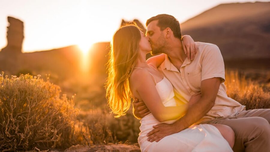 Tenerife: Photography Sessions - Families, Couples, Friends - Picking the Right Place: Beach, Hotel, or Your Chosen Tenerife Setting