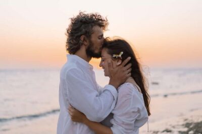 Tenerife: Private Holiday Photoshoot - Playa de las Américas vs your hotel: picking the right backdrop