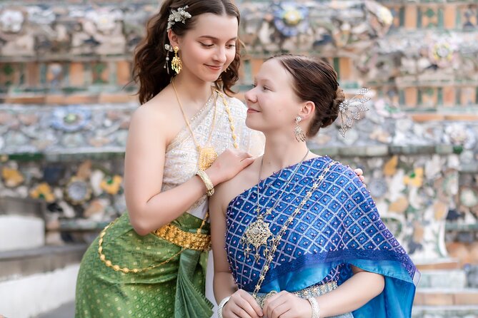 Thai Costume Photography at Wat Arun/Pho Temple: Bangkok - Stop 2: Wat Pho and the Reclining Buddha atmosphere
