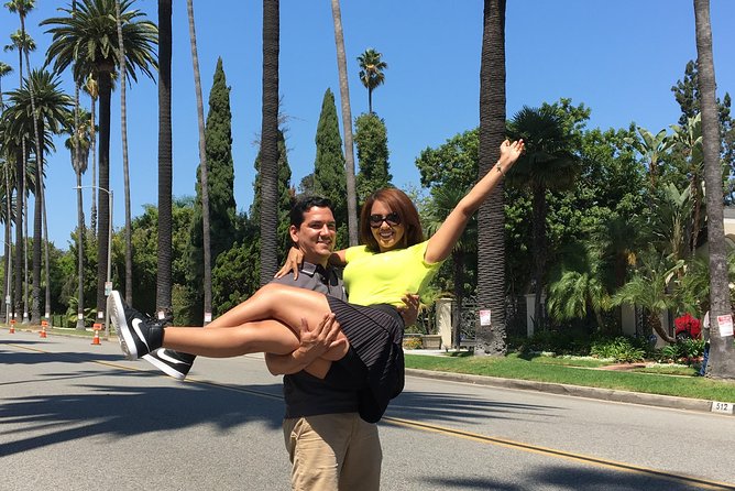 The Ultimate LA and Hollywood Photo Tour - Meeting at Mel’s Drive-In Hollywood and Settling In Fast