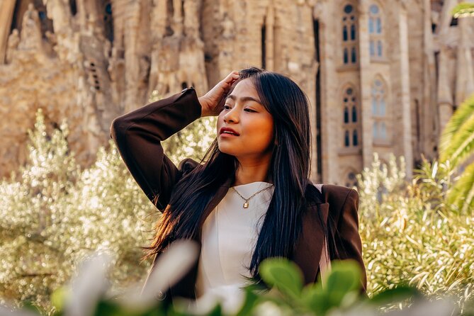 Timeless Barcelona: Your Personal Photoshoot - How the 30-Minute Session Really Plays Out