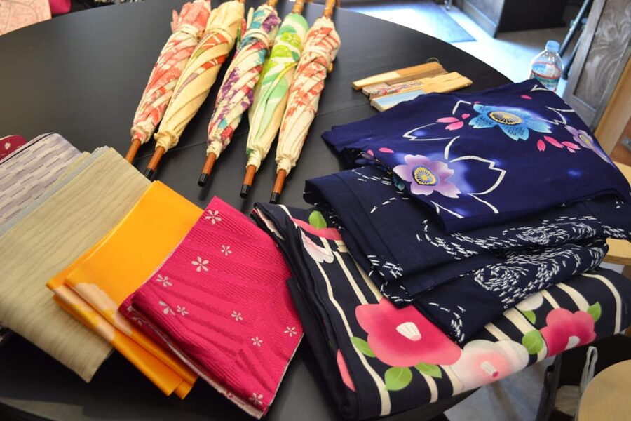 Tokyo: Kimono Dressing, Walking, and Photography Session - Key highlights at a glance