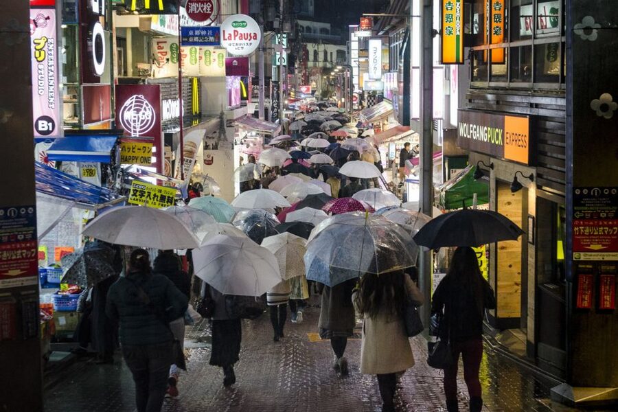 Tokyo: Photography Masterclass - Private Photo Lesson - Back streets of Shibuya: where your photos stop looking generic