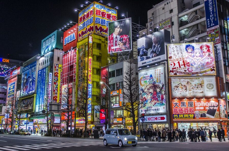 Tokyo: Photography Masterclass - Private Photo Lesson - Day vs. night: choosing the Tokyo look you want