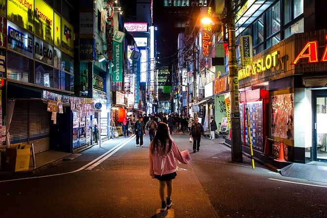 Tokyo Photography Masterclass - Private Photography Lesson - Shibuya and Harajuku: Shooting Street Scenes with Composition in Mind
