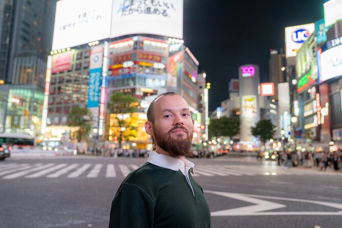 Tokyo Portrait Tour with a Professional Photographer - Shibuya and Shinjuku: two neighborhoods, one photo plan
