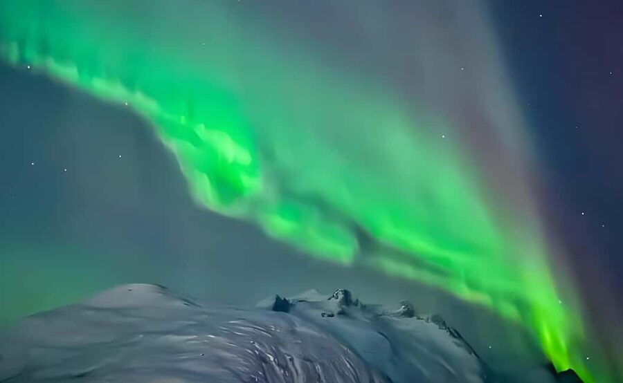 Tromsø: Northern Lights Bus Tour with Free Photography - Meeting Point Reality: Where You Go, When You Go, and Why It Matters