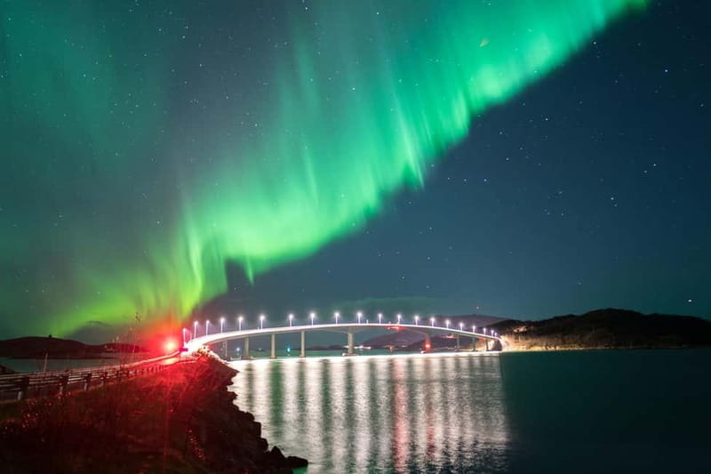 Tromsø: Northern Lights Hunt with Photographer - The quiet spot: why “where you stand” matters more than you expect