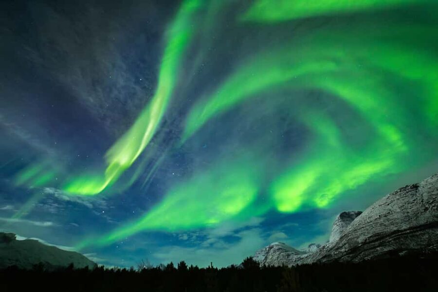 Tromso: Northern Lights Photography Tour - Viewpoint and Short Sightseeing Breaks: Why Stop Time Still Counts