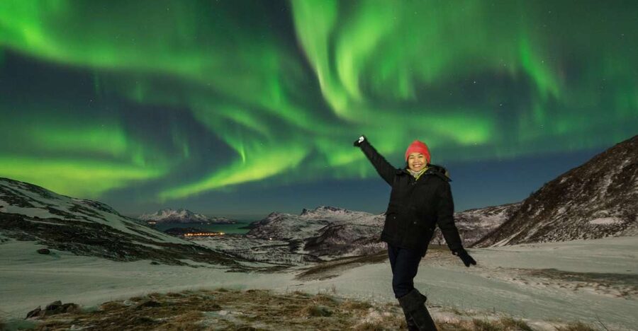 Tromso: Northern Lights Photography Tour by Bus (or miniBus) - Optional Professional Portraits: Worth It or Not?