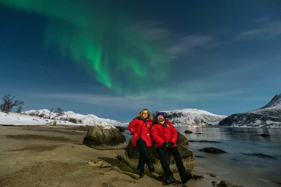 Tromsø: Northern Lights Tour with Professional Photographer - Dressing for Tromsø: layers, gloves, and warm shoes