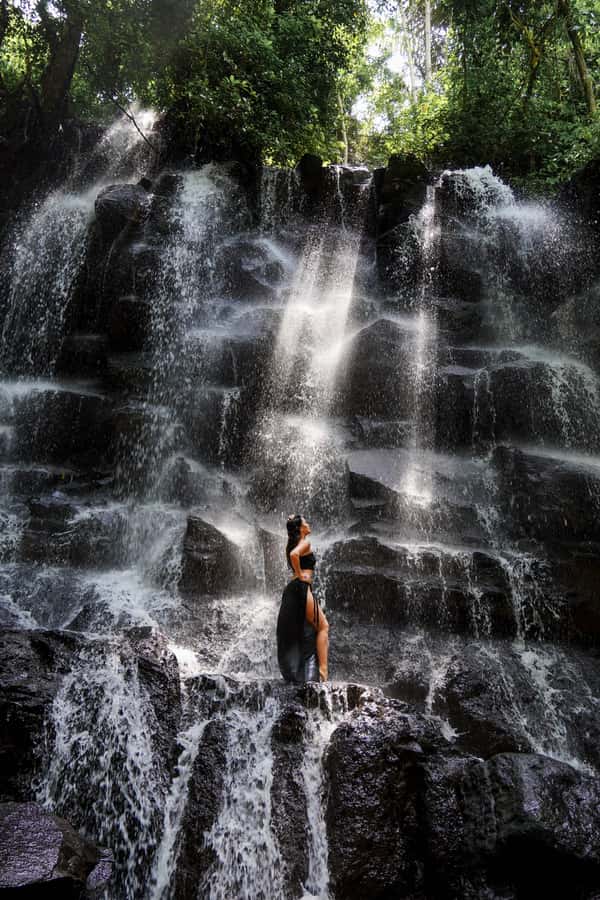 Ubud: Photography Private Tour Rice Terrace Waterfall Swing - OKA Agriculture Bali coffee stop: learning the beans while someone shoots you