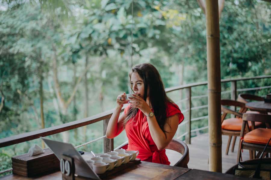 Ubud Private Customized Full-day Tours with Photographer - Photo help: getting better shots with your phone