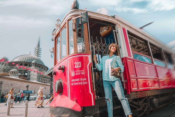 Unforgettable Moments in Istanbul: Photo Shoot for Couples - Itinerary reality: what your 45–50 minutes can include