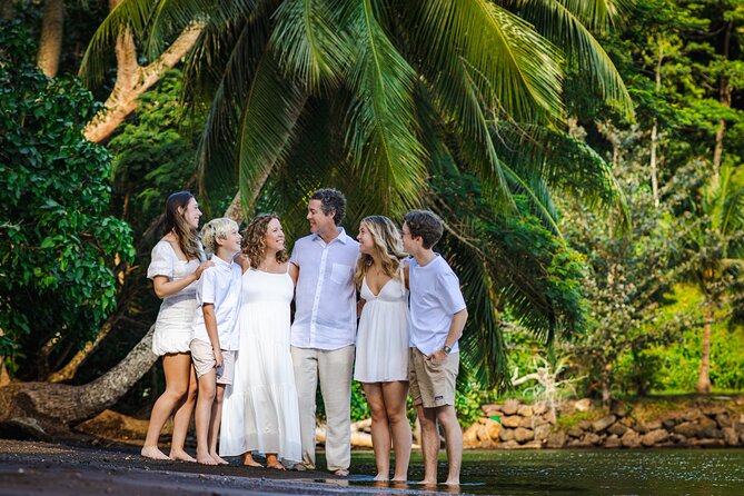 Unique photo shoot in the heart DE Moorea: Beach & mountain combo - Key Things That Make This Shoot Worth It