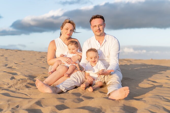 Vacation Photoshoot in Maspalomas - 100 HD photos - Your Photo Delivery: About 100 HD Downloads in a Private Online Gallery