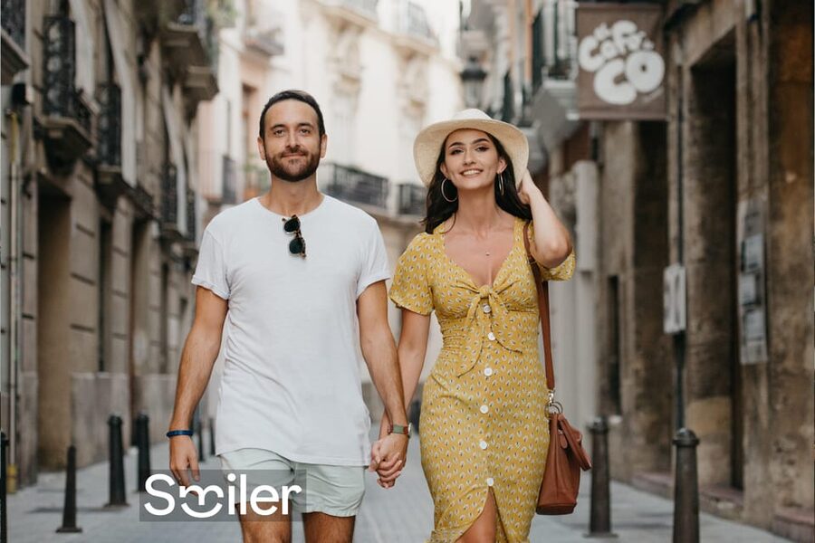 Valencia: Private photo tour at the Ciutat Vella - Stop in Ciutat Vella: The Historical Center Photo Session
