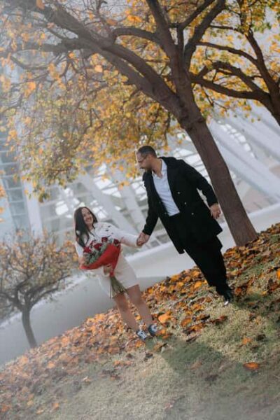Valencia Private Photoshoot - Choosing your route: City of Arts and Sciences or Ciutat Vella
